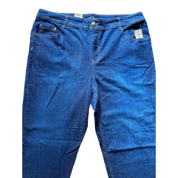 NWT Charter Club Classic Jeans Women's Size 18 W Dark Wash Straight Leg Pants - Picture 3 of 10